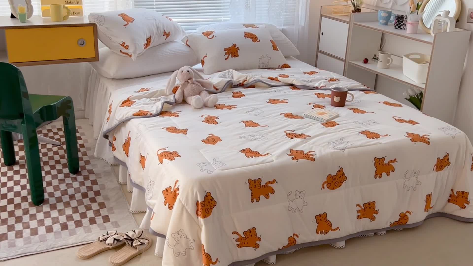 91家纺网 家纺一手货源 找家纺 昔可 2022新款包边牛奶丝针织夏被 橙色小老虎