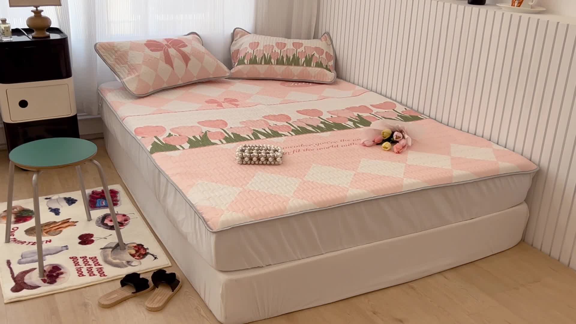 91家纺网 家纺一手货源 找家纺 昔可 2022新款ins风小清新床笠款乳胶凉席三件套 床笠款-郁金朵朵