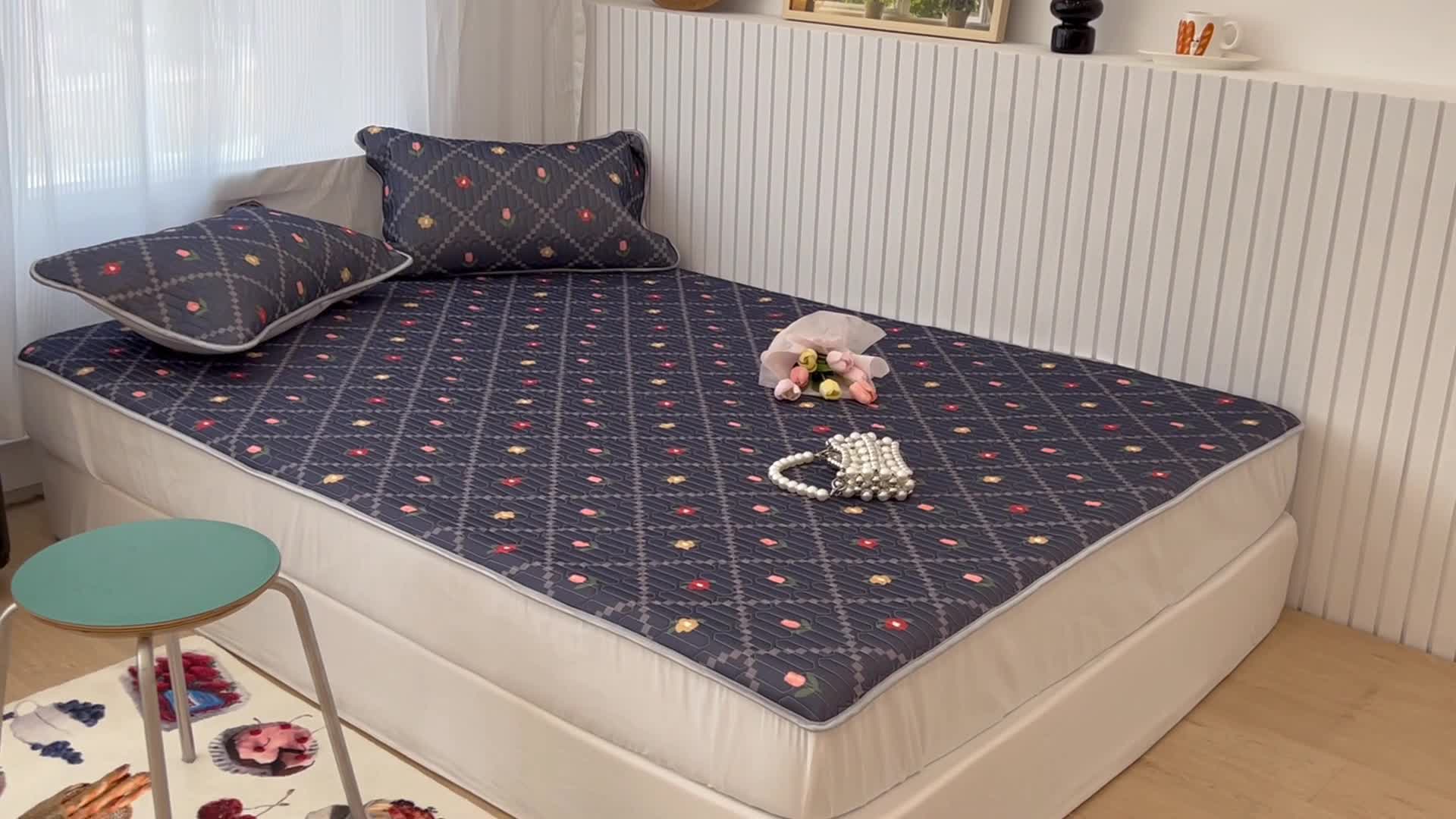 91家纺网 家纺一手货源 找家纺 昔可 2022新款ins风小清新床笠款乳胶凉席三件套 床笠款-菱形小花深蓝