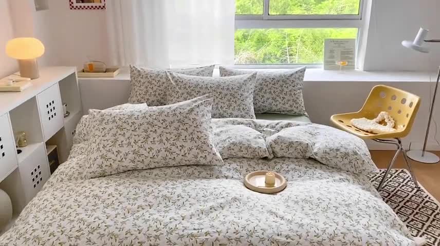 91家纺网 家纺一手货源 找家纺 田野 2022新款13372全棉小清新印花四件套 景色