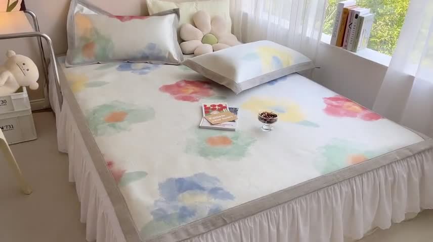 91家纺网 家纺一手货源 找家纺 时年 2022新款全工艺环保数码印花高品质水洗冰丝凉席 春田花花