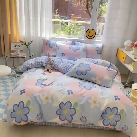 91家纺网 家纺一手货源 找家纺 桃子家居 2022新款ins小清新奶油卡通纯棉系列四件套 蓝心奶油花