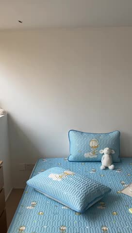 91家纺网 家纺一手货源 找家纺 朗莎家纺 2022新款可机洗凉感丝卡通乳胶凉席 唐老鸭