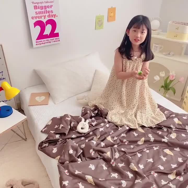 91家纺网 家纺一手货源 找家纺 汇庭 2022新款A类儿童印花大豆夏被被子被芯 麦基兔