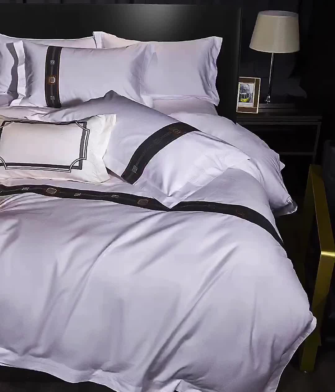 91家纺网 家纺一手货源 找家纺 罗菲尼 白色宽条全棉宽条60s贡缎喷气四件套酒店宾馆用品 探望