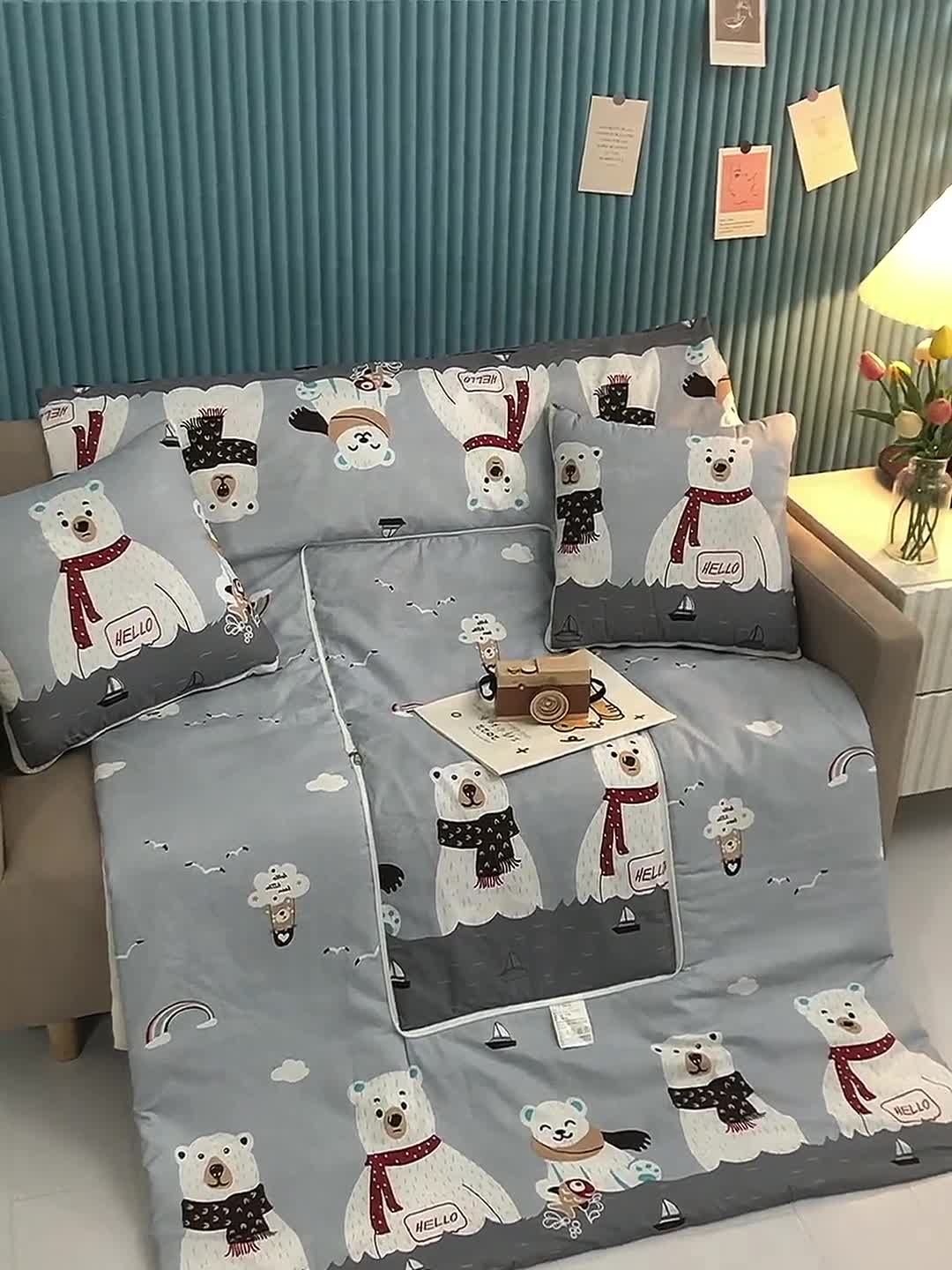 91家纺网 家纺一手货源 找家纺 枕芯真意 2023新款精疏棉抱枕被航海日记