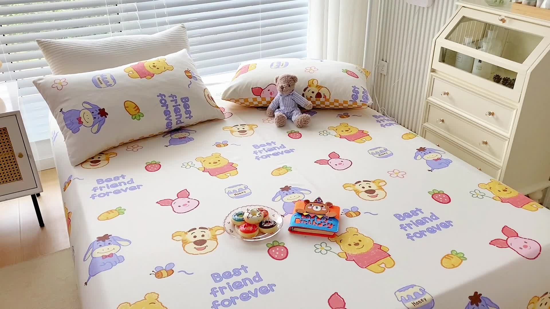 91家纺网 家纺一手货源 找家纺 金丝鸟 2022新款全棉床单单品 维尼伙伴