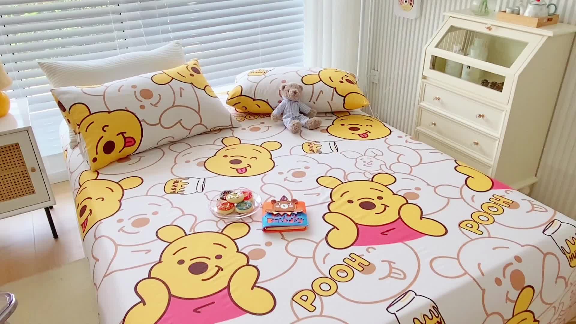 91家纺网 家纺一手货源 找家纺 金丝鸟 2022新款全棉床单单品 蜜糖维尼