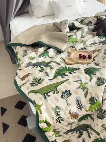 91家纺网 家纺一手货源 找家纺 汇庭 2022新款60sA类长绒棉大豆夏被 恐龙森林