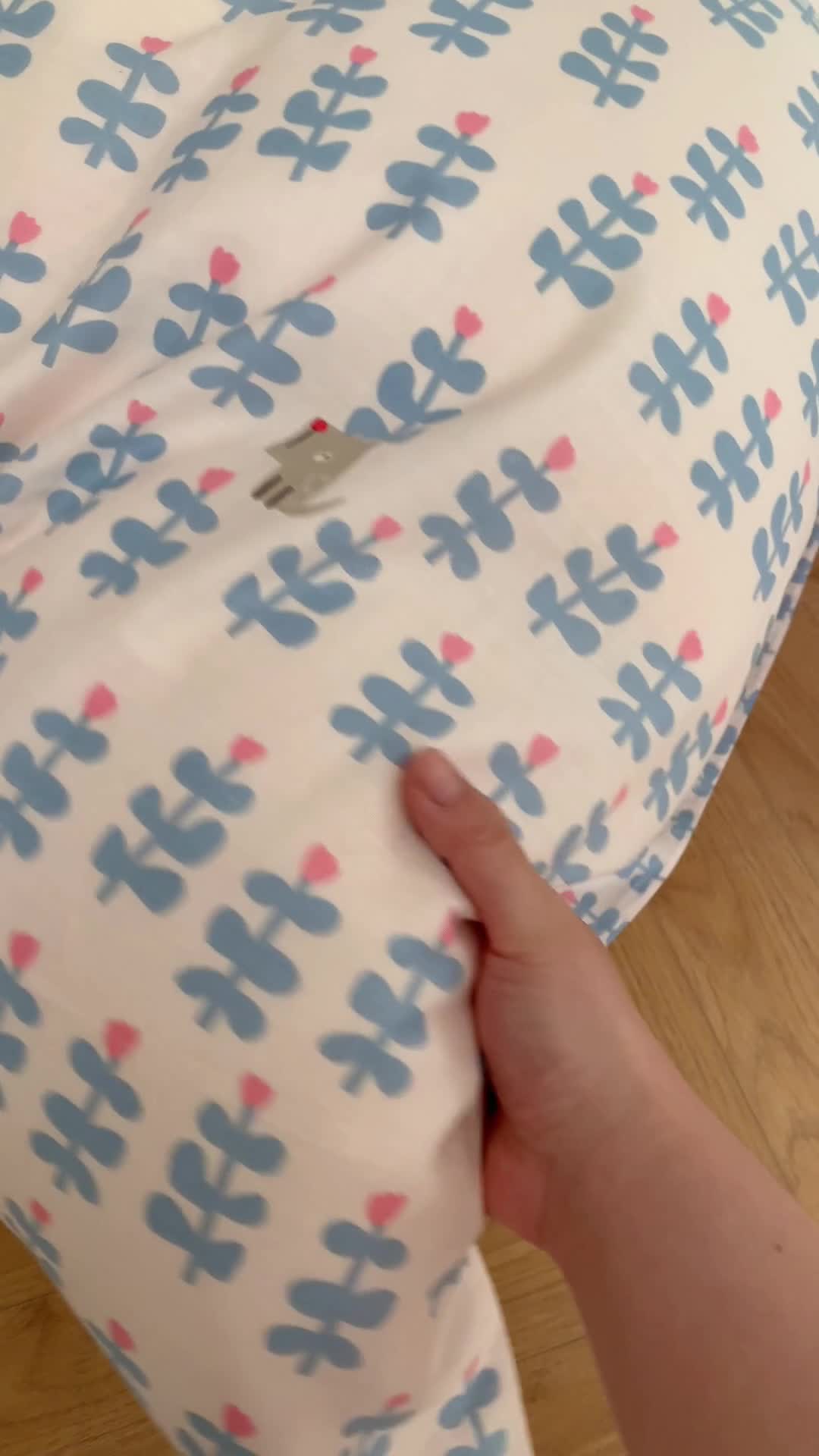 91家纺网 家纺一手货源 找家纺 金丝鸟 2022新款全棉双层纱四件套 花丛狗