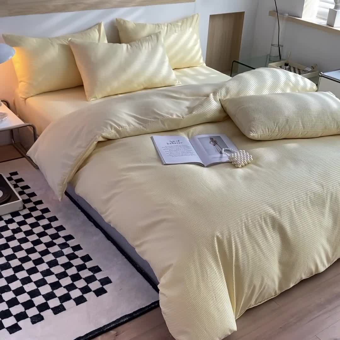 91家纺网 家纺一手货源 找家纺 慕澄家纺 2022新款华夫格简约款泡泡四件套 奶黄色