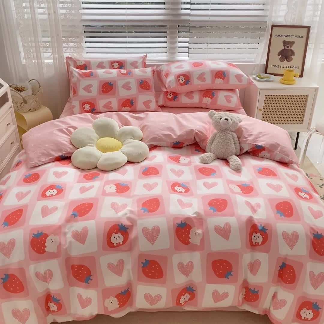 91家纺网 家纺一手货源 找家纺 金丝鸟家纺 2022新款全棉四件套 草莓牛奶