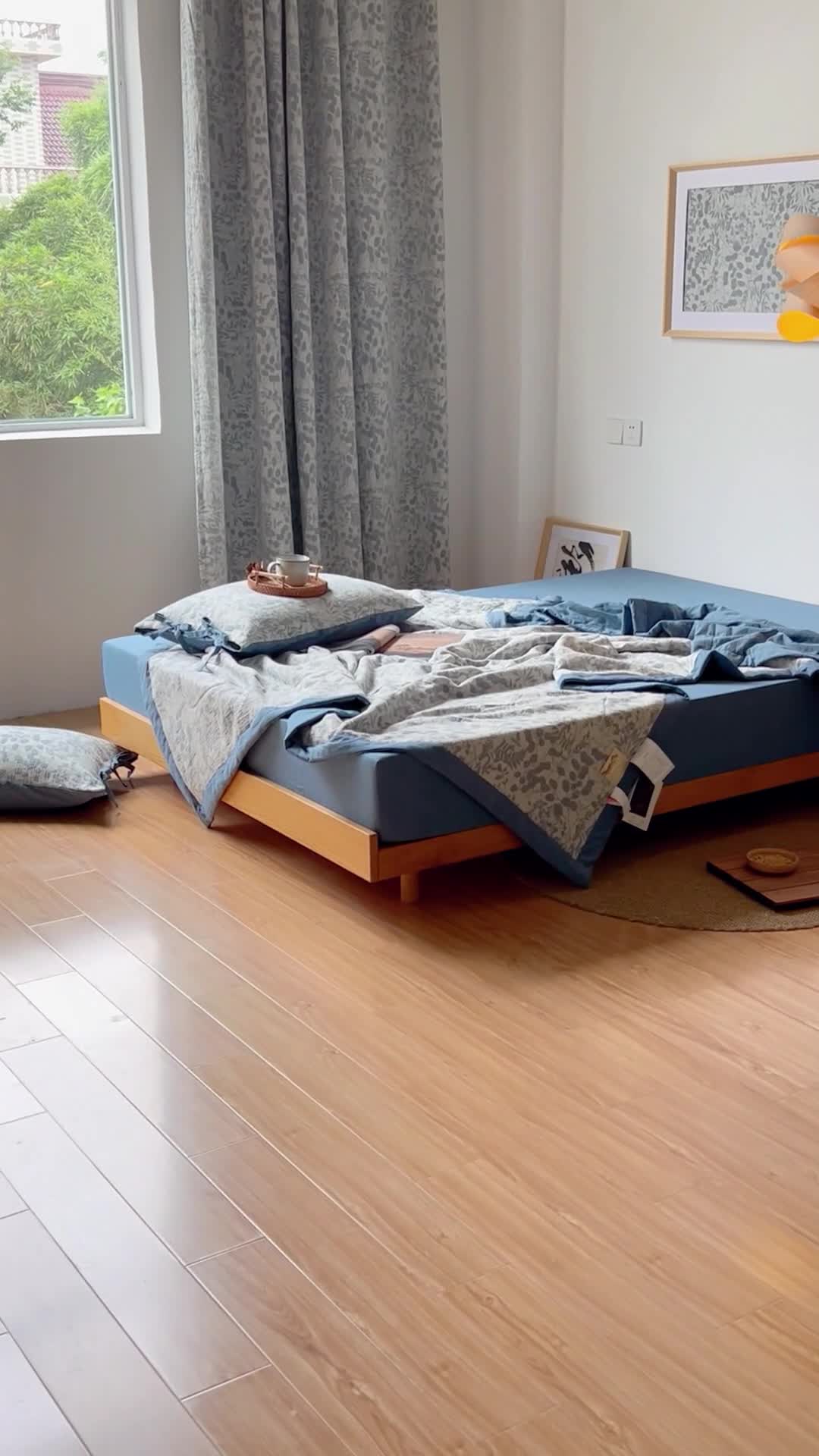 91家纺网 家纺一手货源 找家纺 安莱生活 2022新款全棉双层纱色织大提花夏被 栀子花-深蓝