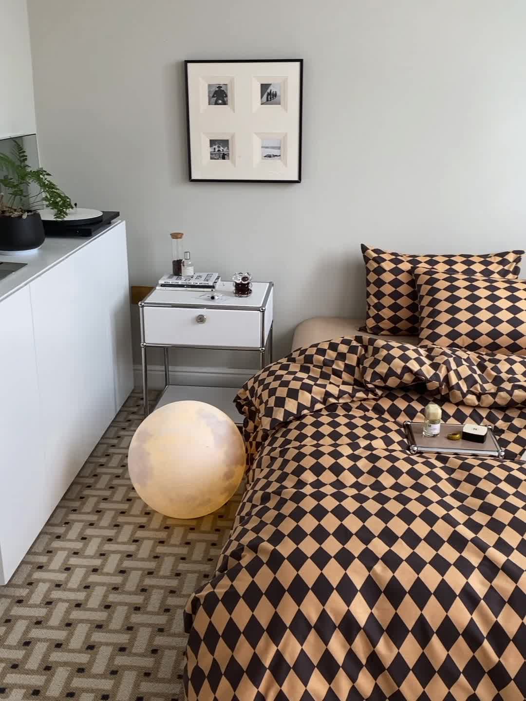 91家纺网 家纺一手货源 找家纺 艾沁 2022新款全棉简约风四件套 菱格-咖