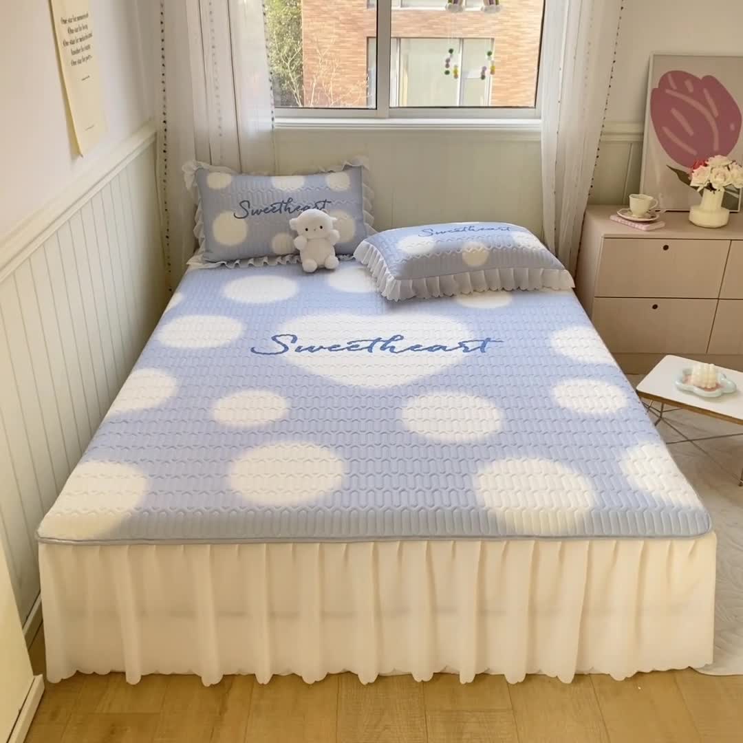 91家纺网 家纺一手货源 找家纺 顾里 2022新款ins韩系仙女温柔床裙系列席 蓝波点爱心