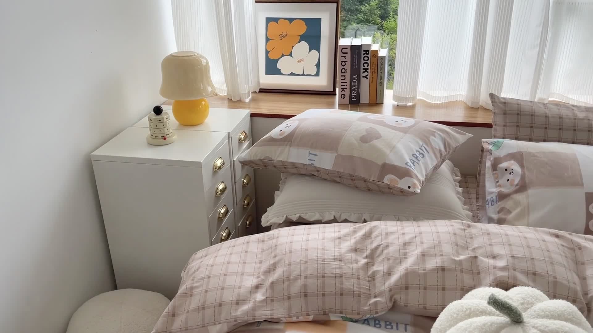 91家纺网 家纺一手货源 找家纺 麦伦 2022新款13372全棉儿童卡通系列四件套 奶油兔