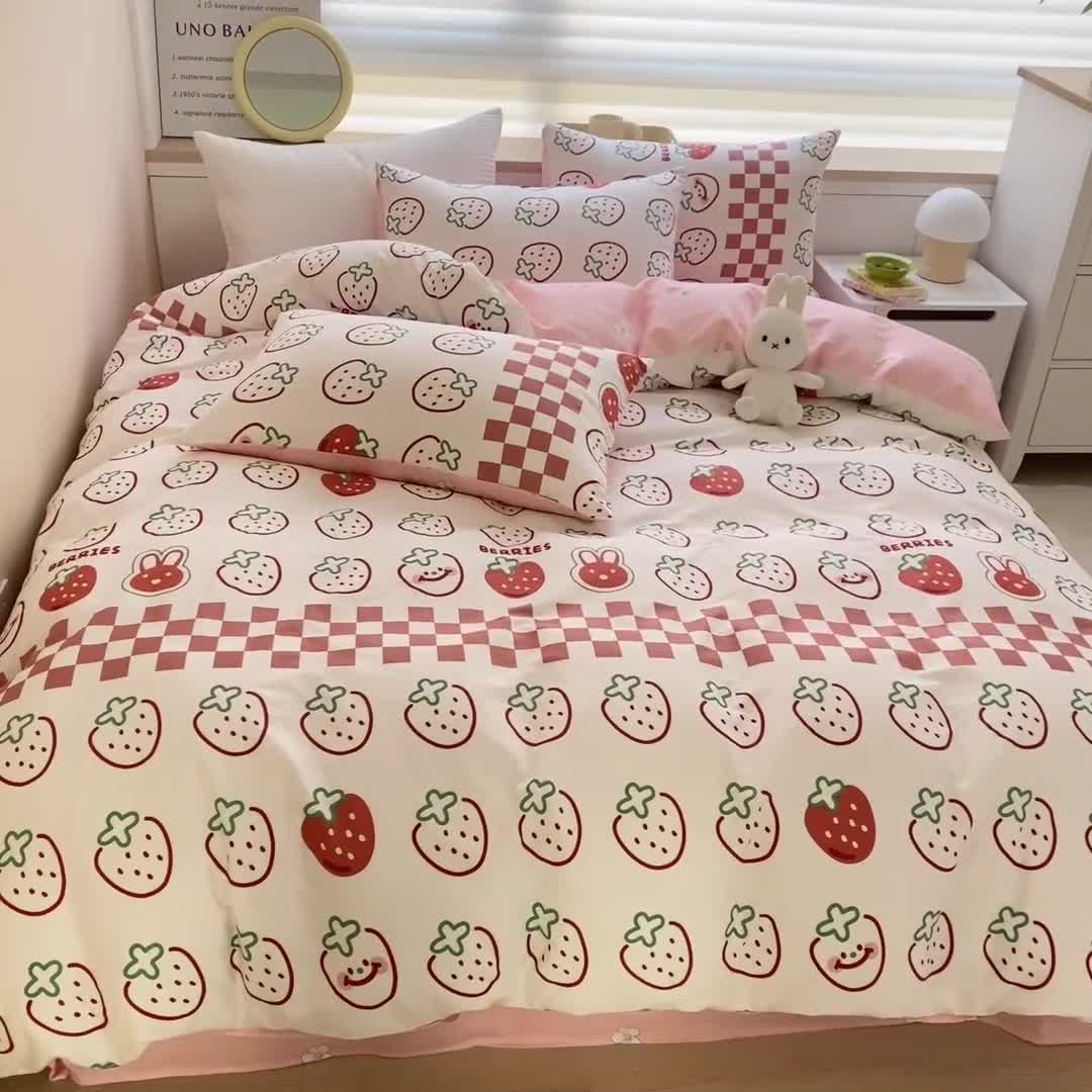 91家纺网 家纺一手货源 找家纺 麦伦 2022新款13372全棉儿童卡通系列四件套 草莓果果