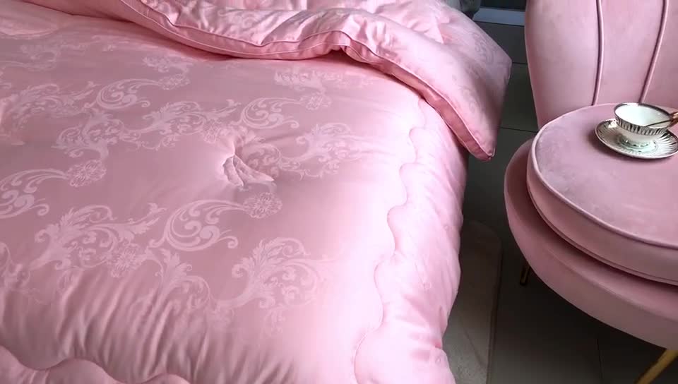 91家纺网 家纺一手货源 找家纺 紫乐 长绒棉全棉纯棉大提花大豆纤维被春秋被加厚冬被子母被被子被芯 玉色