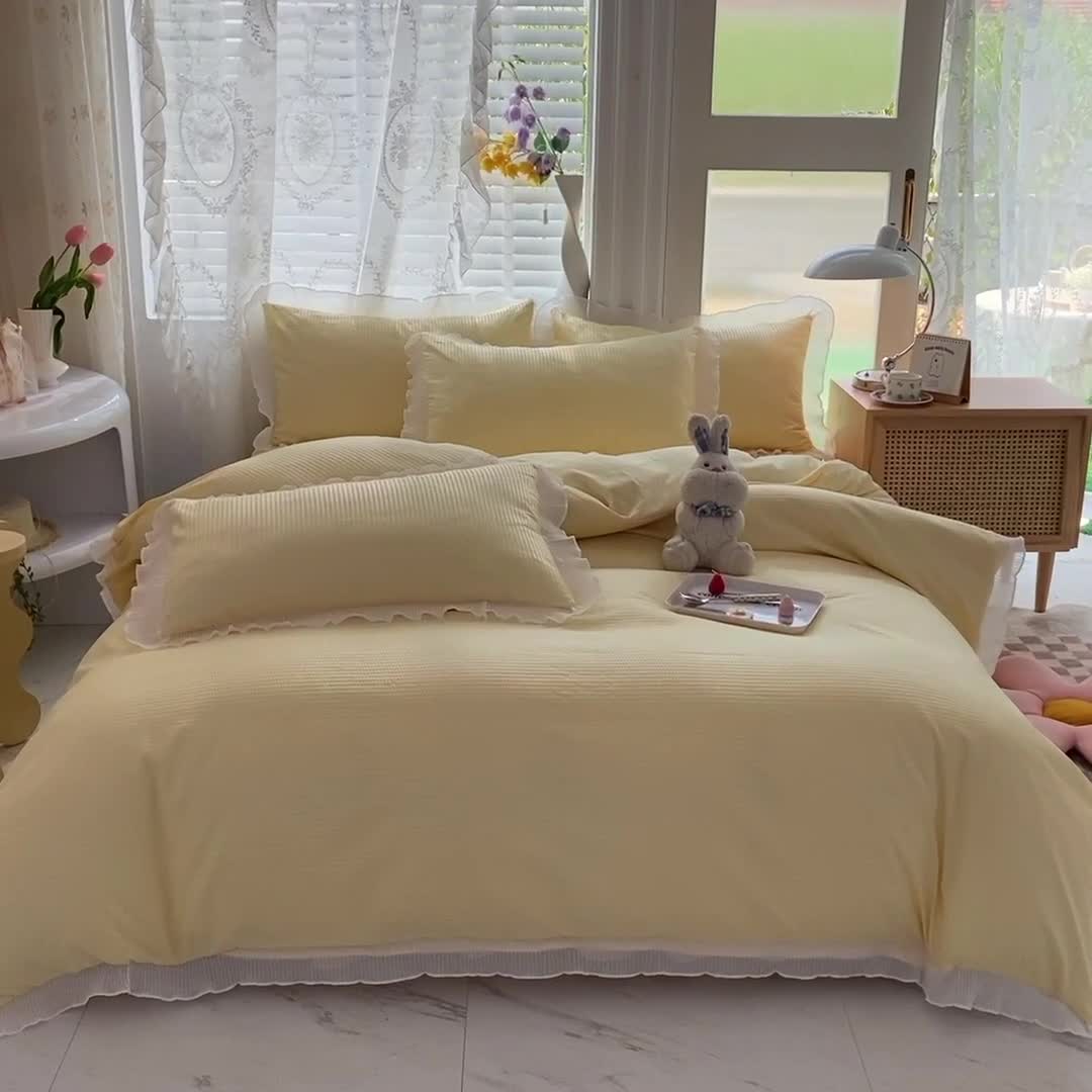 91家纺网 家纺一手货源 找家纺 慕澄家纺 2022新款华夫格雪纺花边四件套 奶黄色