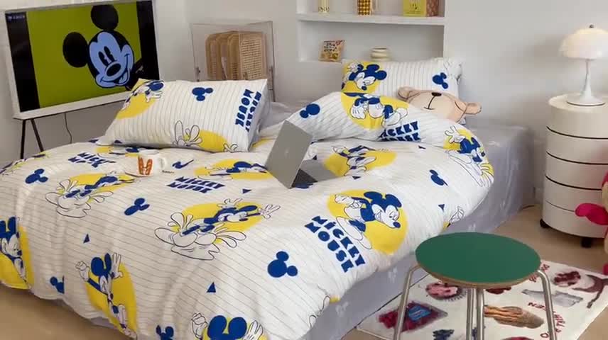 91家纺网 家纺一手货源 找家纺 昔可家纺2022新款迪士尼全棉四件套 条纹米奇