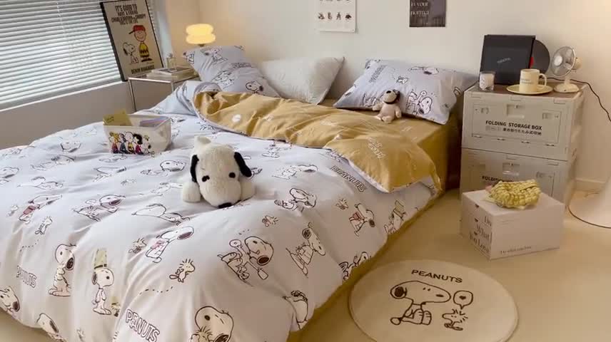 91家纺网 家纺一手货源 找家纺 昔可家纺2022新款正版授权史努比全棉四件套 灰色幻想