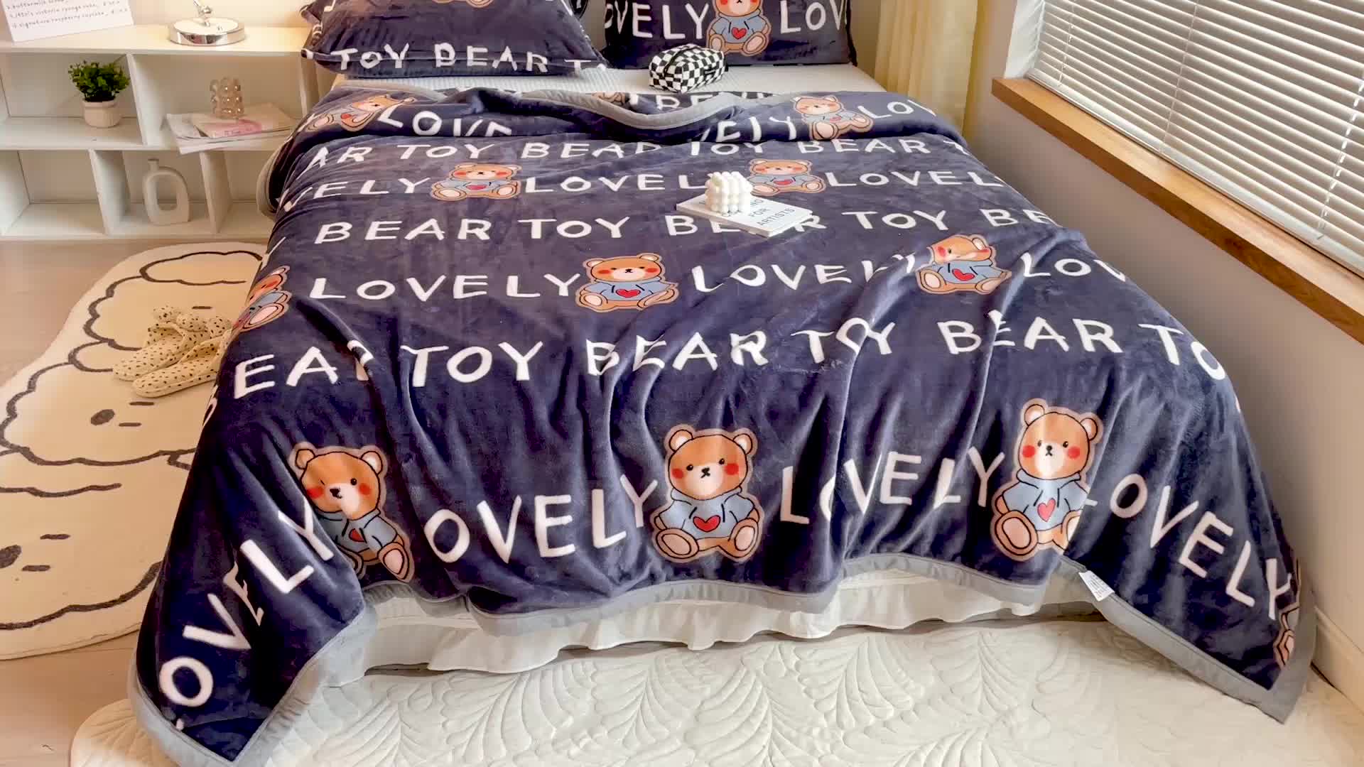 91家纺网 家纺一手货源 找家纺 雅萱家纺 2022新款印花云貂绒毛毯 love熊
