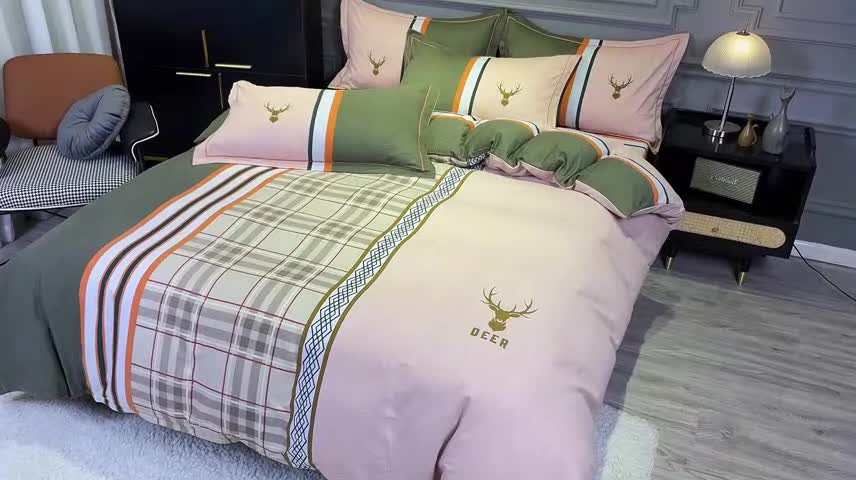 91家纺网 家纺一手货源 找家纺 金爱家 2023新款大阪纯棉生态磨毛条格简约系列四件套 安迪亚