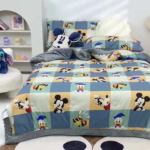 91家纺网 家纺一手货源 找家纺 星期八 2022新款迪士尼豆豆被 格子米奇