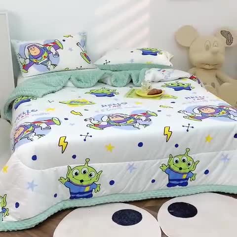 91家纺网 家纺一手货源 找家纺 星期八 2022新款迪士尼豆豆被 巴士光年