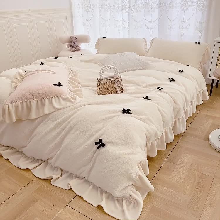 91家纺网 家纺一手货源 找家纺 玛奇朵  2022新款高克重进口泰迪绒三件套四件套-仙朵系列 仙朵-白