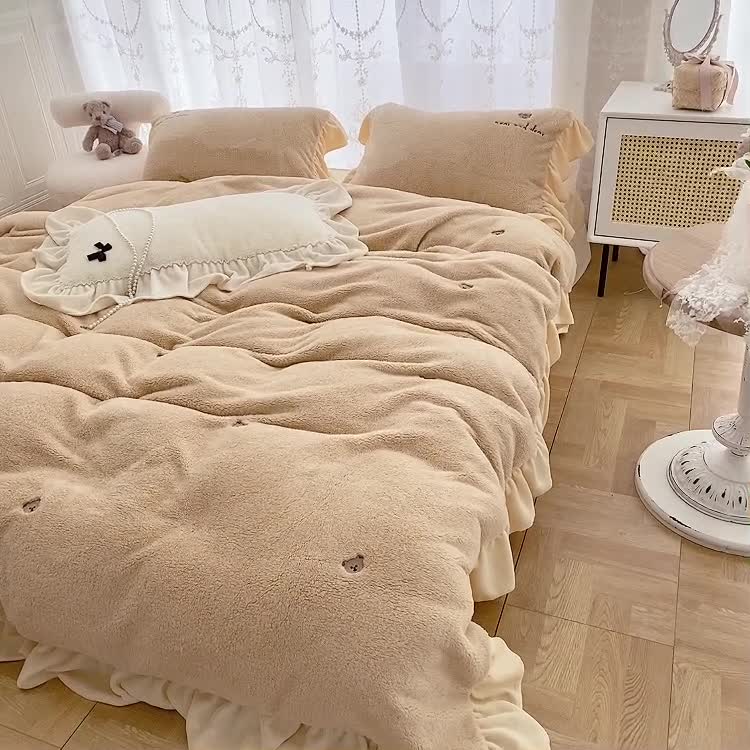 91家纺网 家纺一手货源 找家纺 玛奇朵 2022秋冬新款泰迪绒刺绣系列四件套 泰迪-栗色