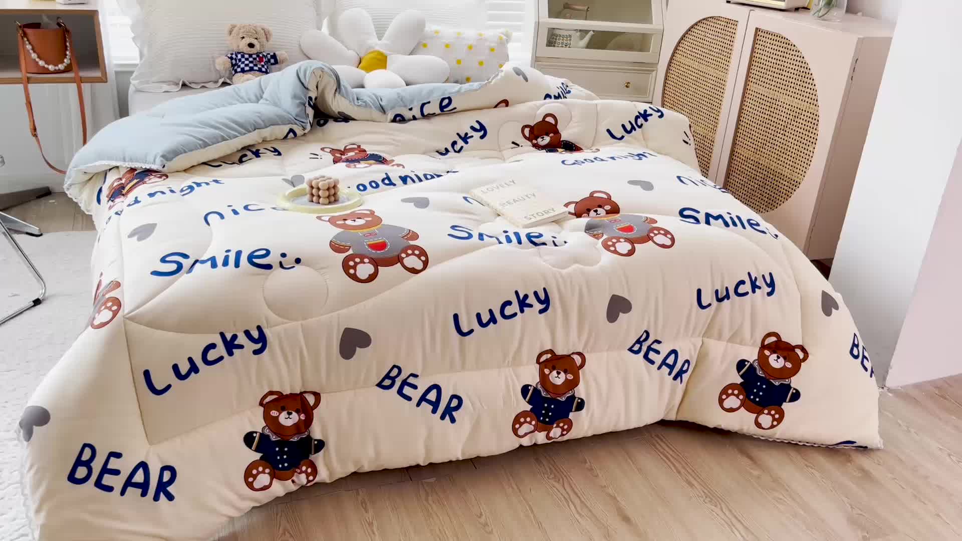 91家纺网 家纺一手货源 找家纺 2022新款直播爆款水洗棉印花小花边春秋被冬被 超酷熊