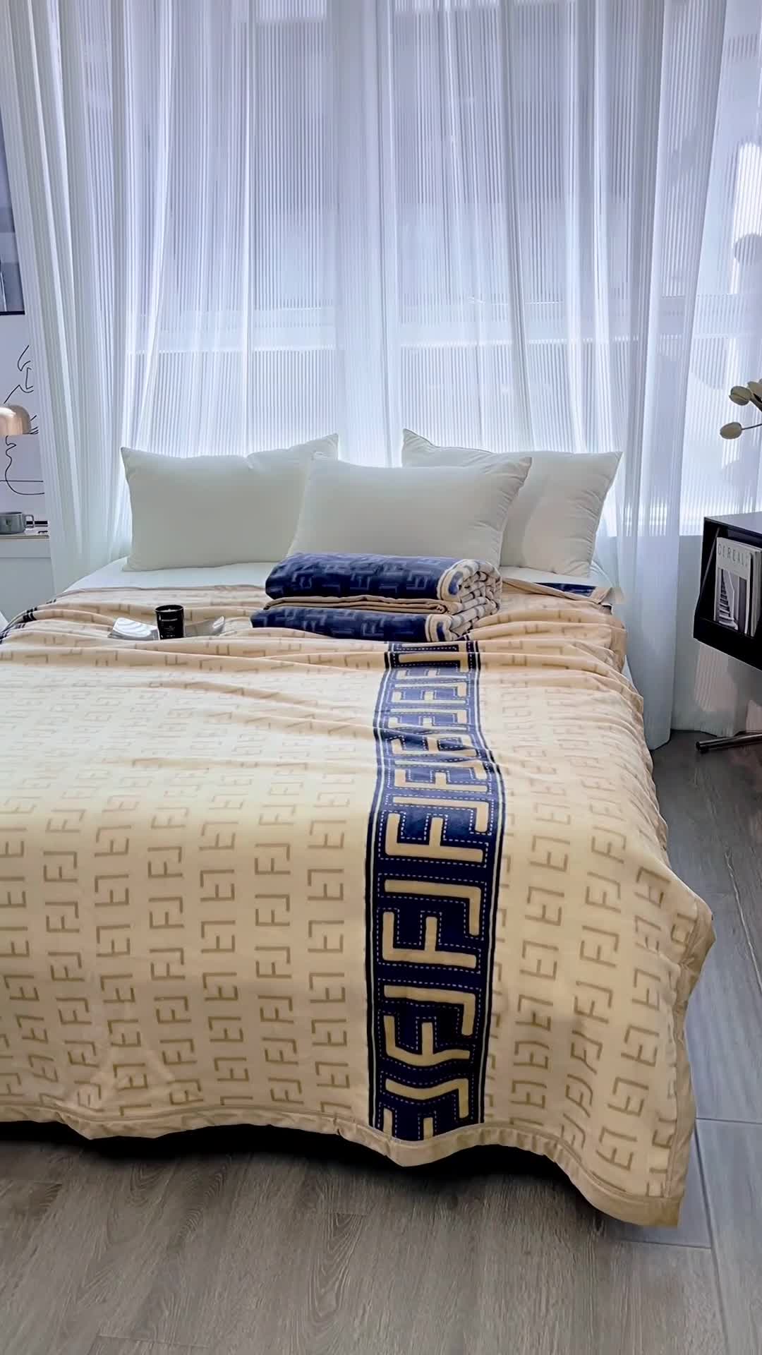 91家纺网 家纺一手货源 找家纺 缔缦 22新款More design AB版复合毛毯 温蒂