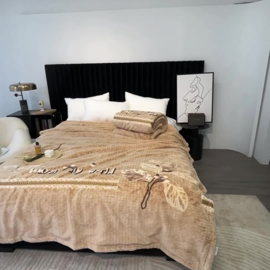 91家纺网 家纺一手货源 找家纺 缔缦 2022新款More design毛毯 裘皮毯 卡其