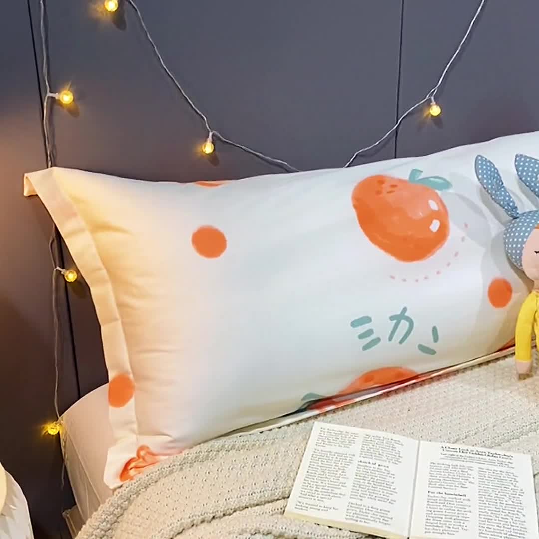 91家纺网 家纺一手货源 找家纺 简宜家居 2022新款长枕套双人长枕+枕芯全棉枕套 橘子兔