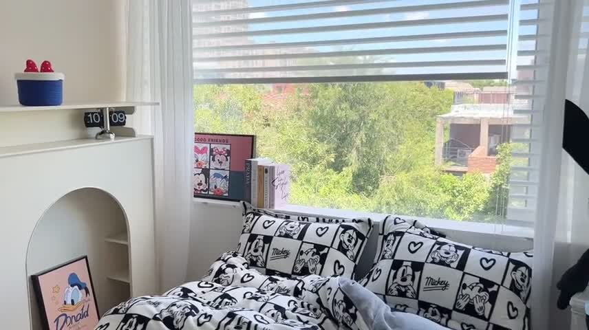 91家纺网 家纺一手货源 找家纺 柚子 2022新款迪士尼专版授权牛奶绒四件套 米奇九连拍