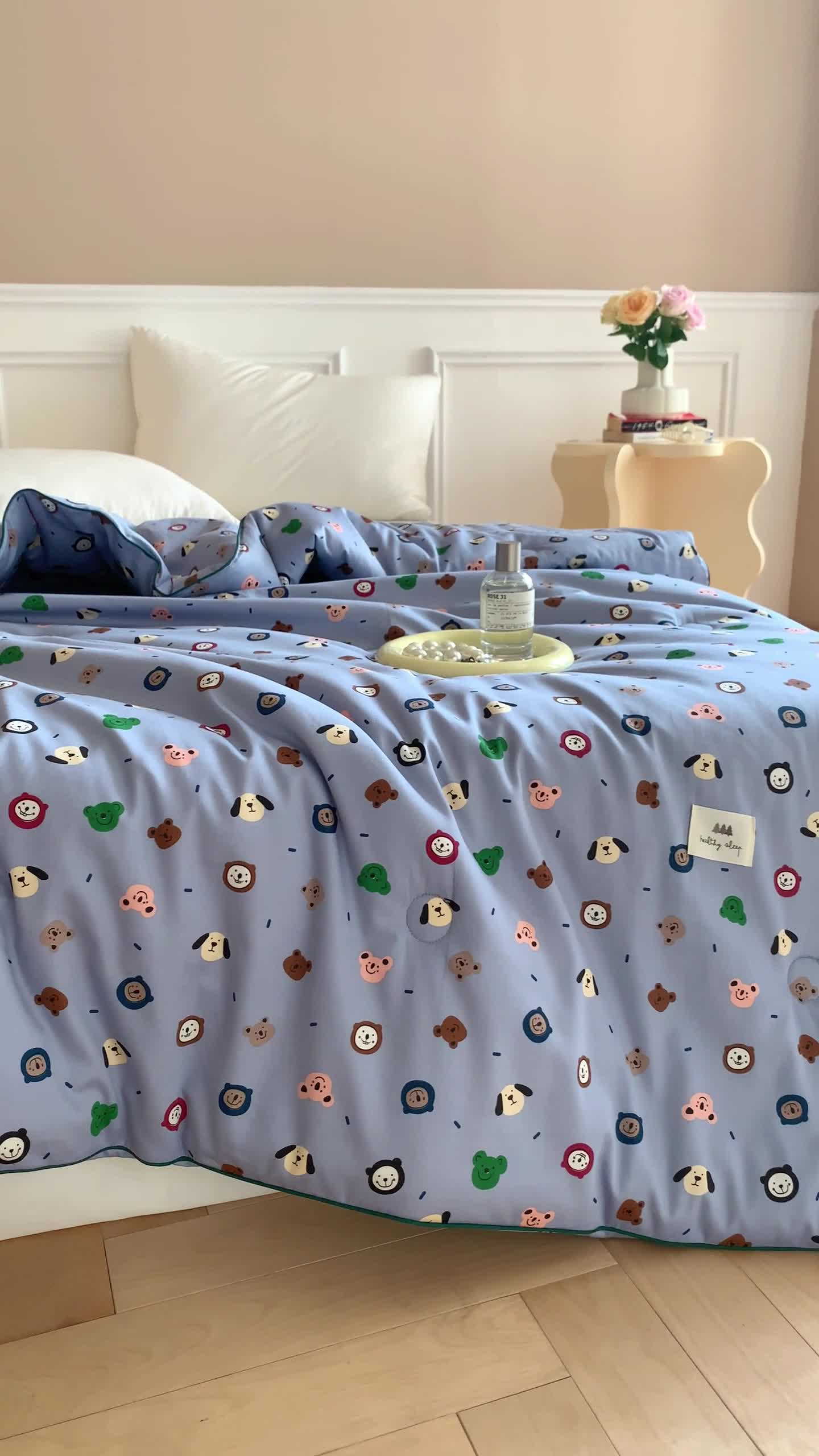 91家纺网 家纺一手货源 找家纺 汇庭 2022新款60s数码印花春秋被 小布丁