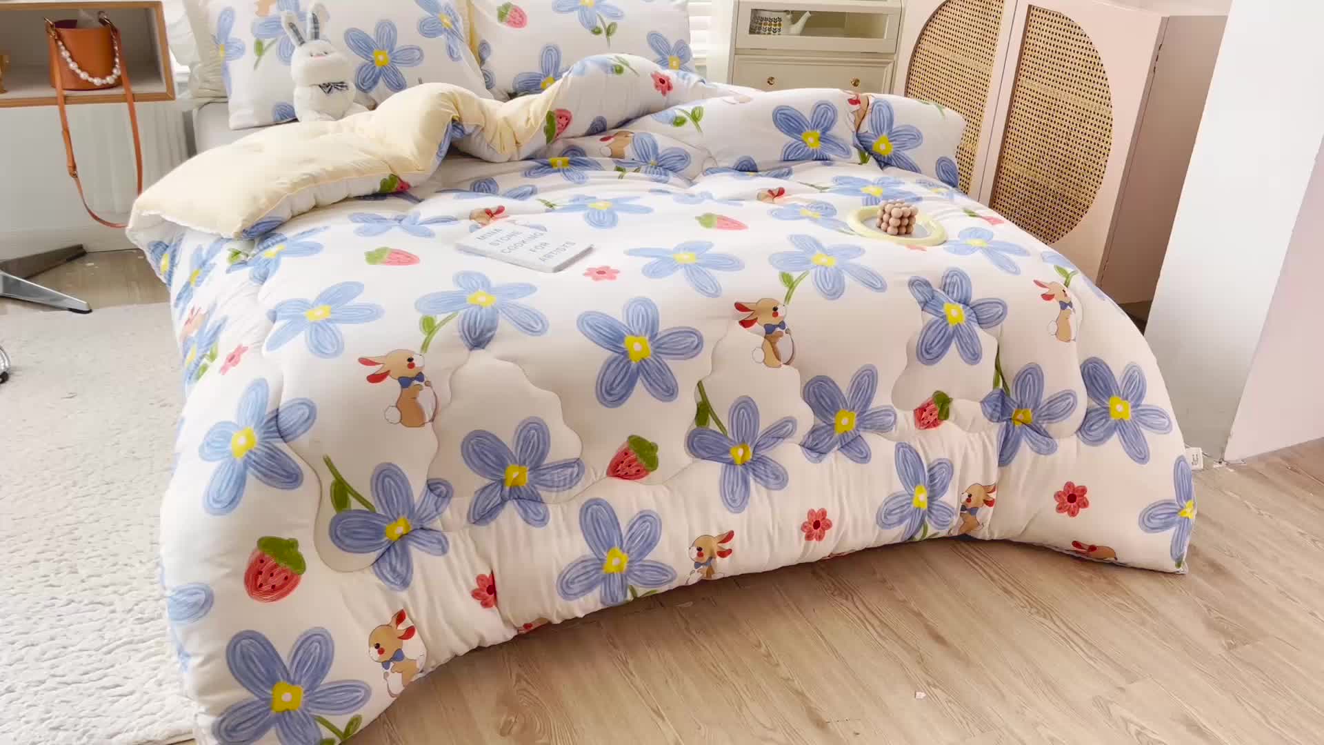 91家纺网 家纺一手货源 找家纺 寐居家纺2022新款印花冬被 花兔