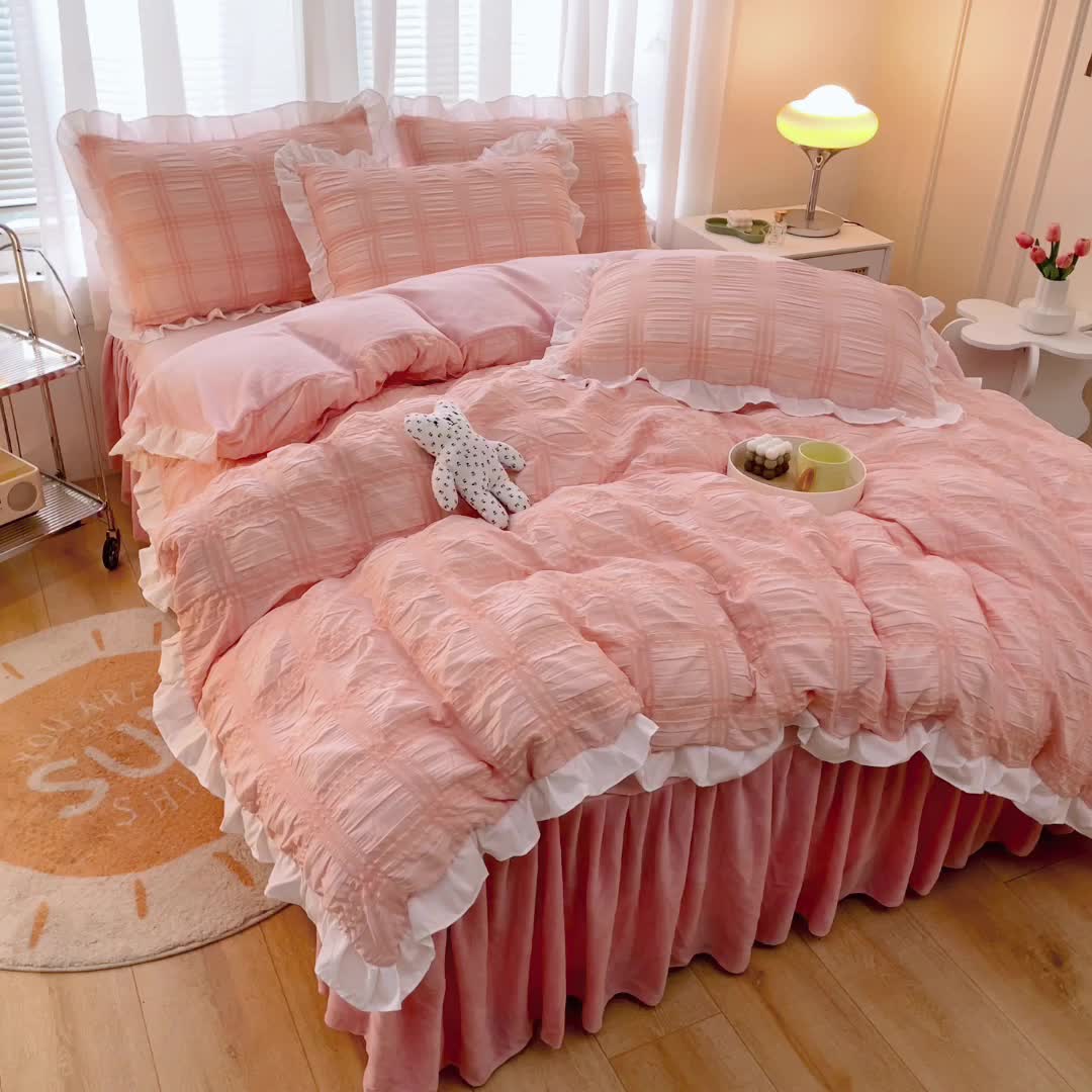 91家纺网 家纺一手货源 找家纺 绒兔兔 A版泡泡纱+B版牛奶绒韩版床裙床单四件套 淡粉