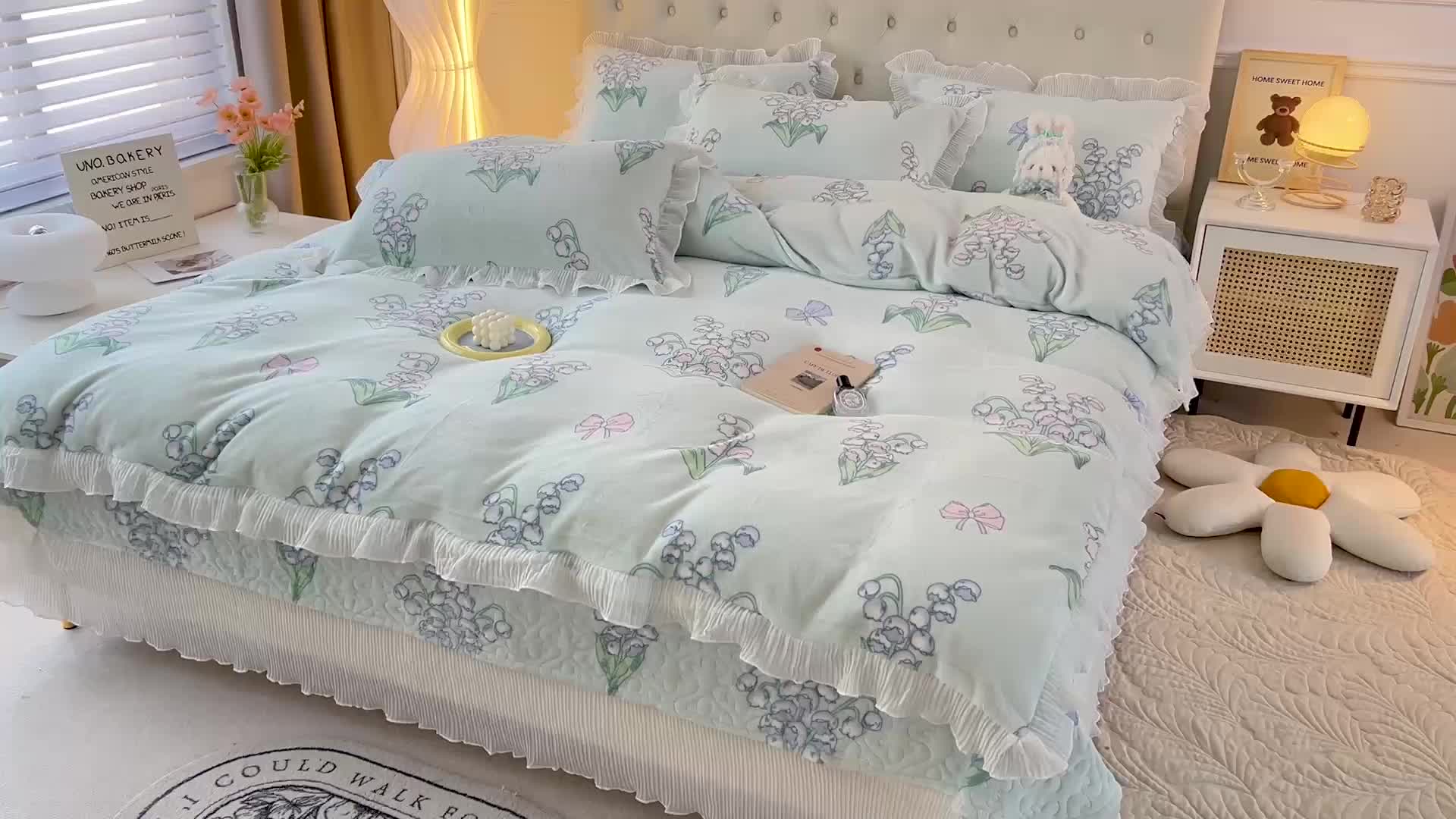 91家纺网 家纺一手货源 找家纺 澳梵  2022新款牛奶绒印花床盖三件套四件套 蓝铃花