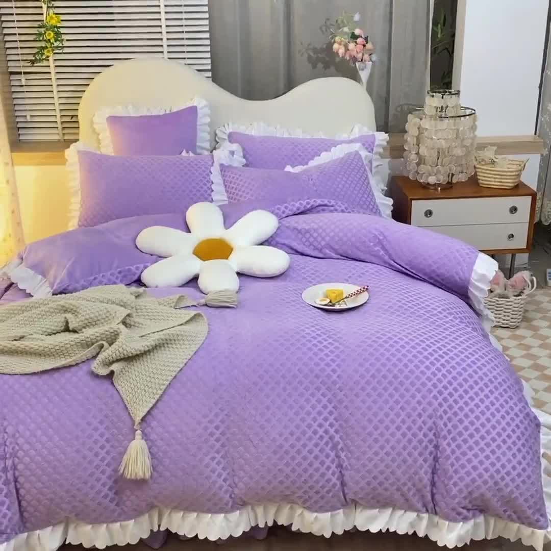 91家纺网 家纺一手货源 找家纺 梦之岛 2022新款韩版牛奶绒水晶绒剪花四件套 时尚格-梦幻紫