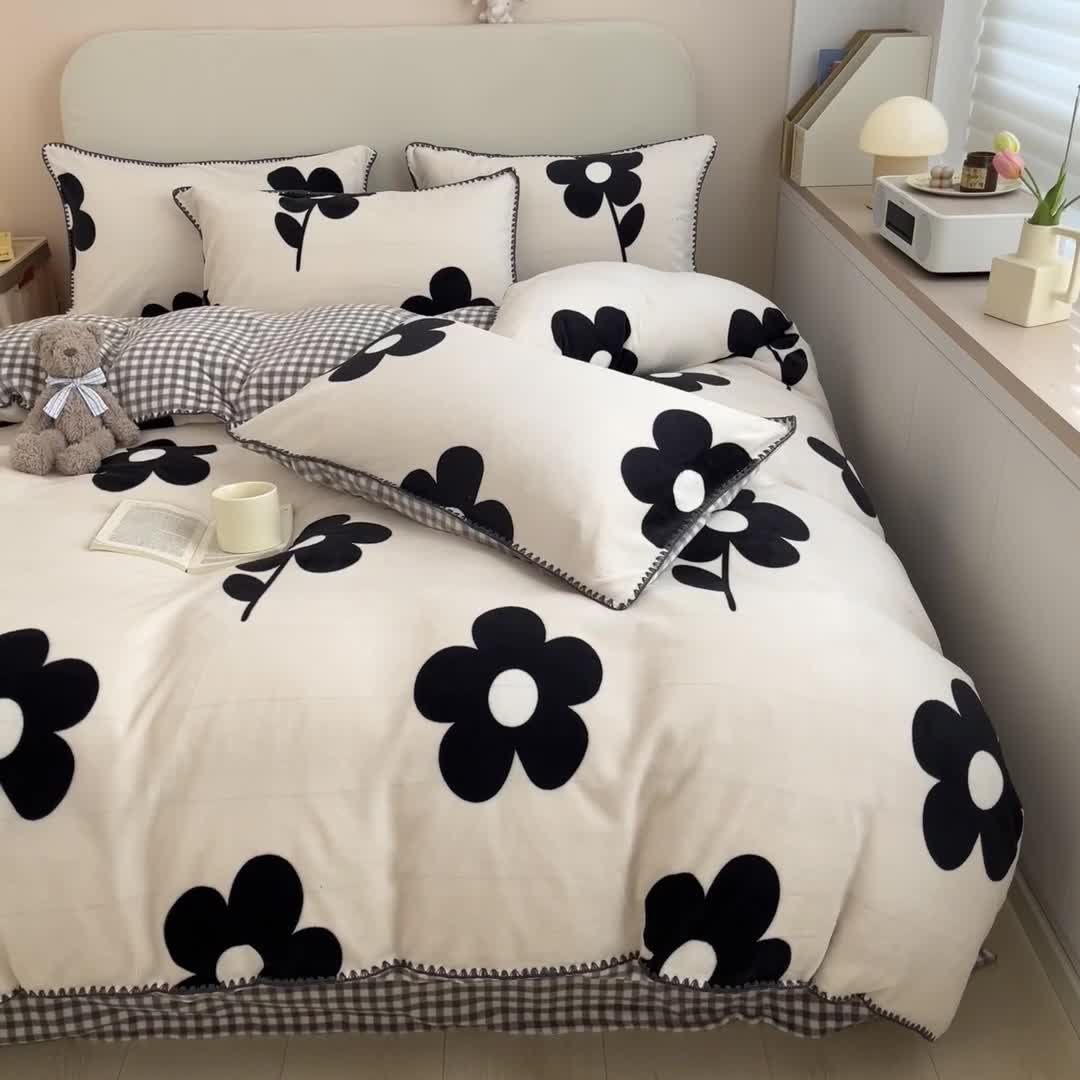 91家纺网 家纺一手货源 找家纺 安哆啦 新款贝壳边工艺牛奶绒珊瑚绒四件套单被套 山茶花花