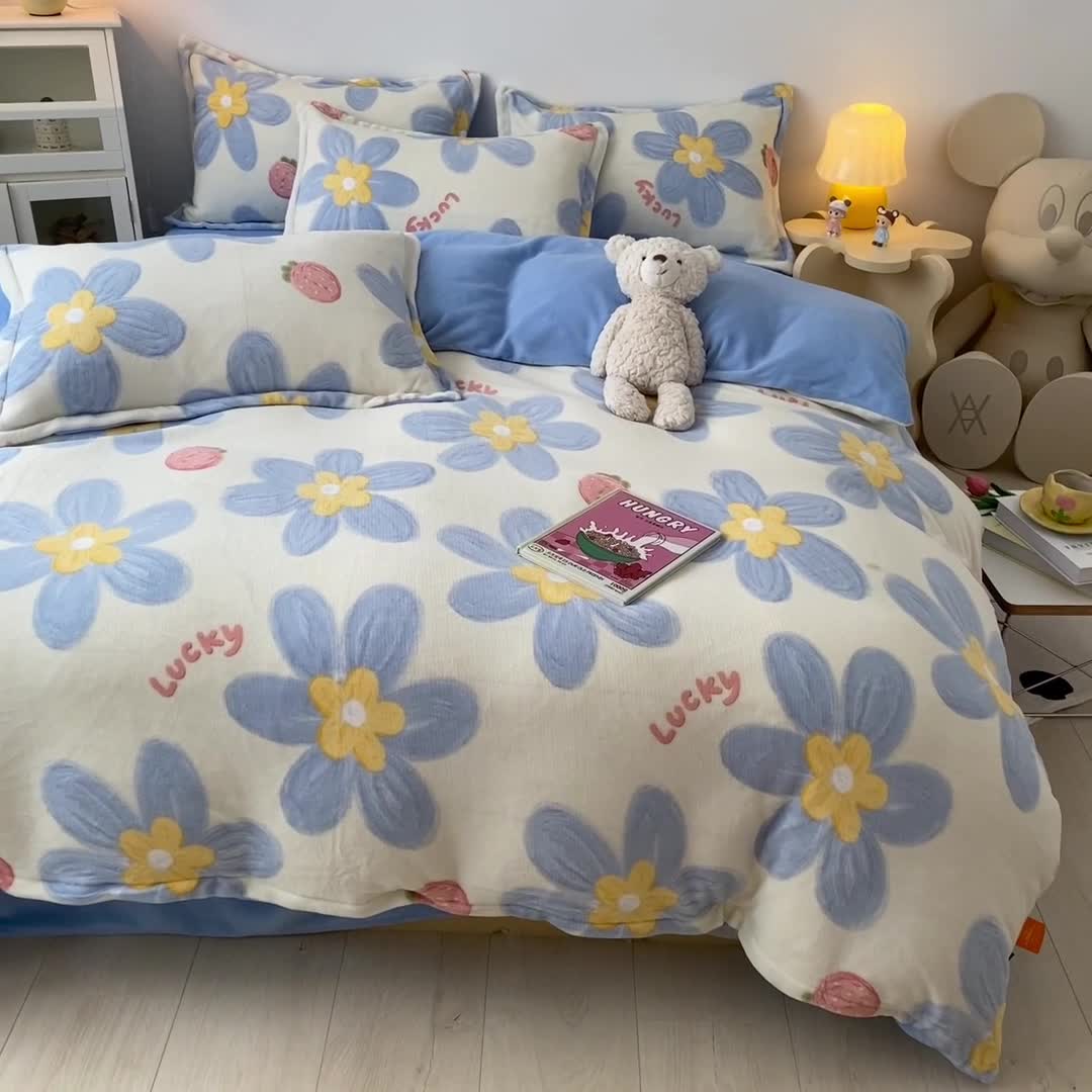 91家纺网 家纺一手货源 找家纺 木堇 2022秋冬新款高克重甜美系列印花牛奶绒四件套幸运兰花