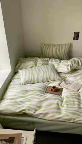 91家纺网 家纺一手货源 找家纺 昔可 2022新款全棉四件套影棚图1 奶油绿豹纹