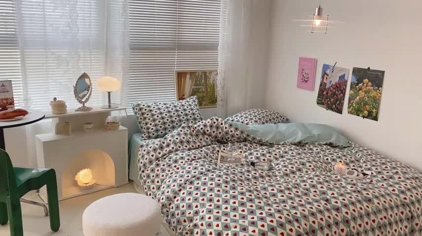 91家纺网 家纺一手货源 找家纺 昔可 2022新款爱丽丝梦游仙境系列四件套 爱丽丝菱格