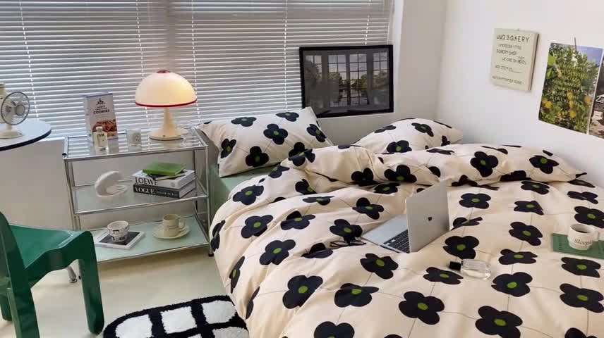 91家纺网 家纺一手货源 找家纺 昔可 2022新款简约花朵四件套 幸运四叶花黑