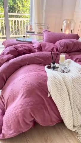 91家纺网 家纺一手货源 找家纺 （总）安莱生活 2022新款牛奶绒雕花210克重丽芙系列