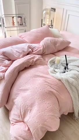 91家纺网 家纺一手货源 找家纺 安莱生活 2022新款牛奶绒雕花210克重比弗利系列 蔷薇粉