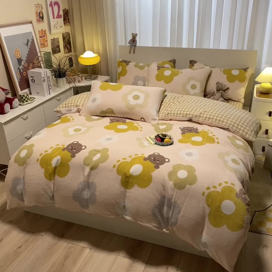 91家纺网 家纺一手货源 找家纺 大渔生活 2024新款牛奶绒印花系列四件套 熊朵朵