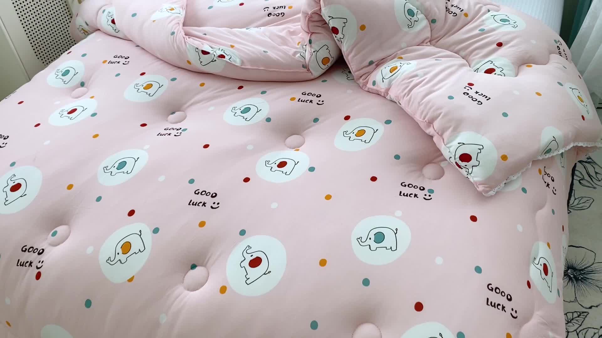 91家纺网 家纺一手货源 找家纺 畅畅A类母婴级数码印花针织棉牛奶蛋白大豆冬被春秋被 佩尼小象